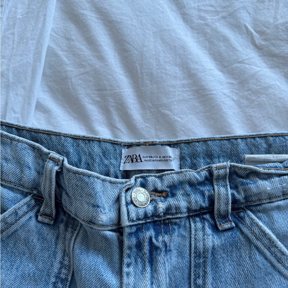 Zara Ripped Distressed Cargo Jeans - Picture 4 of 5